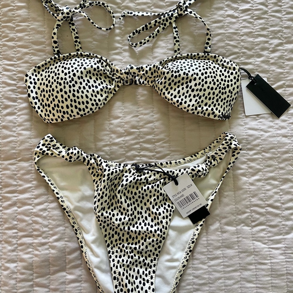 Kendall & Kylie two piece swim set NWT size medium